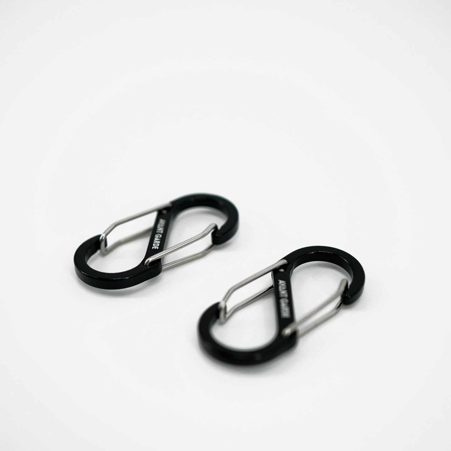 S-SHAPED CARABINER
