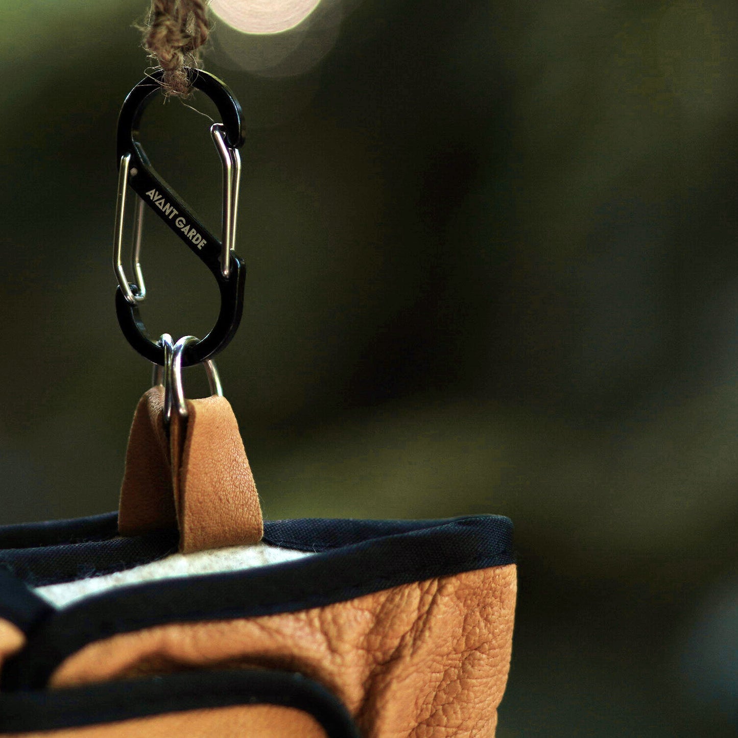 S-SHAPED CARABINER