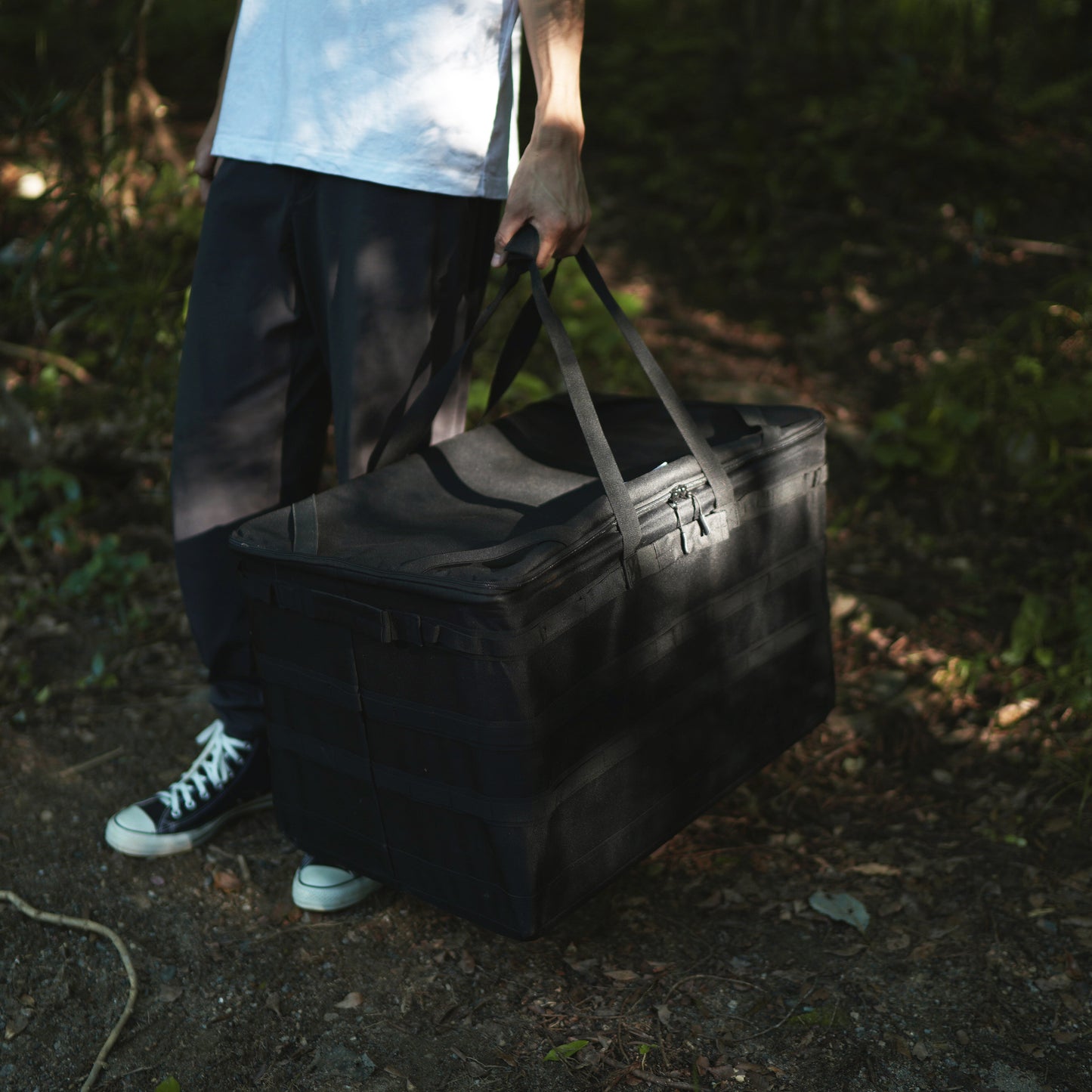 OUTDOOR COTAINER