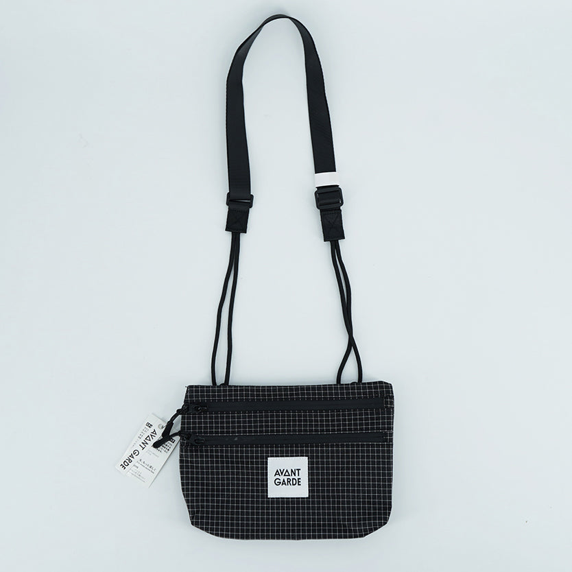 SHOULDER POUCH