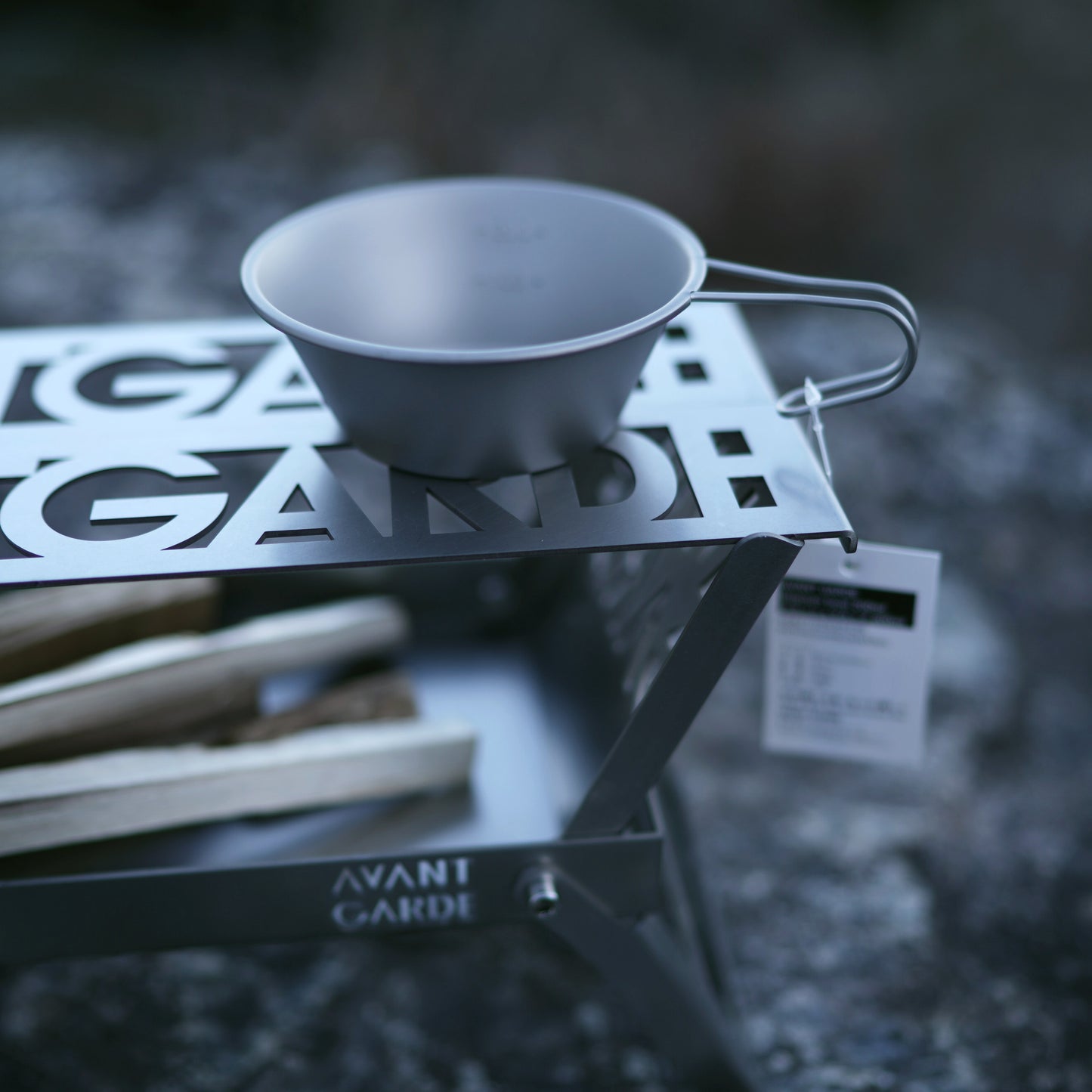 AVANT GARDE folding compact bonfire stand
