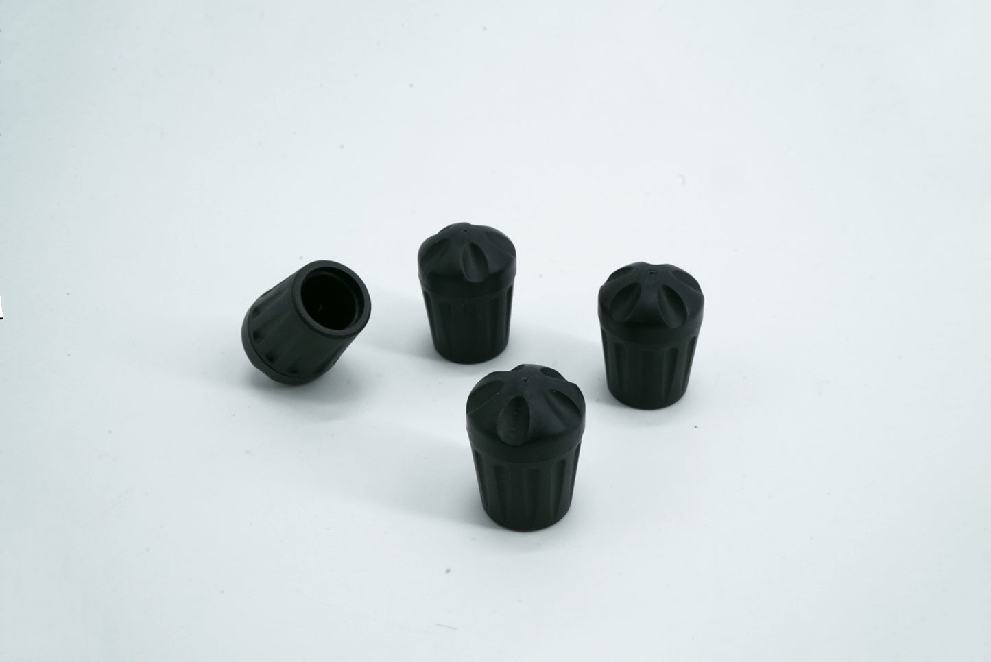 LightTrend COMPACT Chair 脚キャップ パイプ用 黒・丸