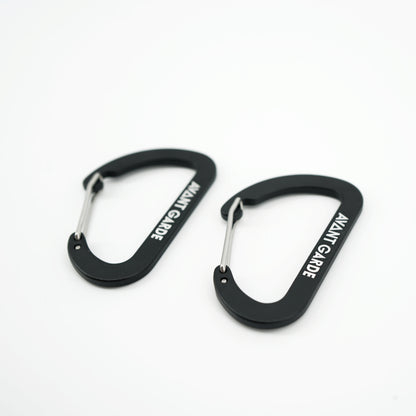 D-SHAPED CARABINER