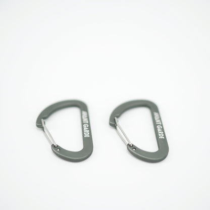 D-SHAPED CARABINER