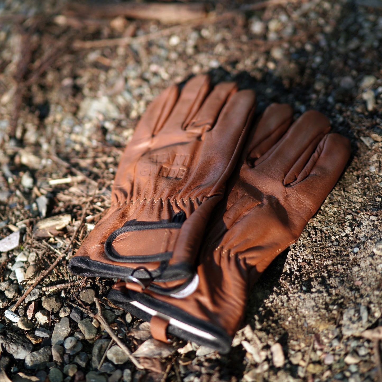AVANT GARDE CAMP GLOVES PROFESSIONAL