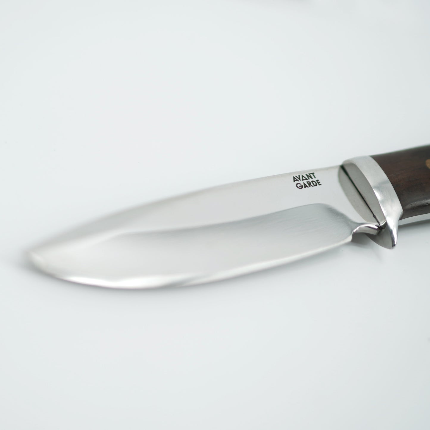 KNIFE ARTISAN