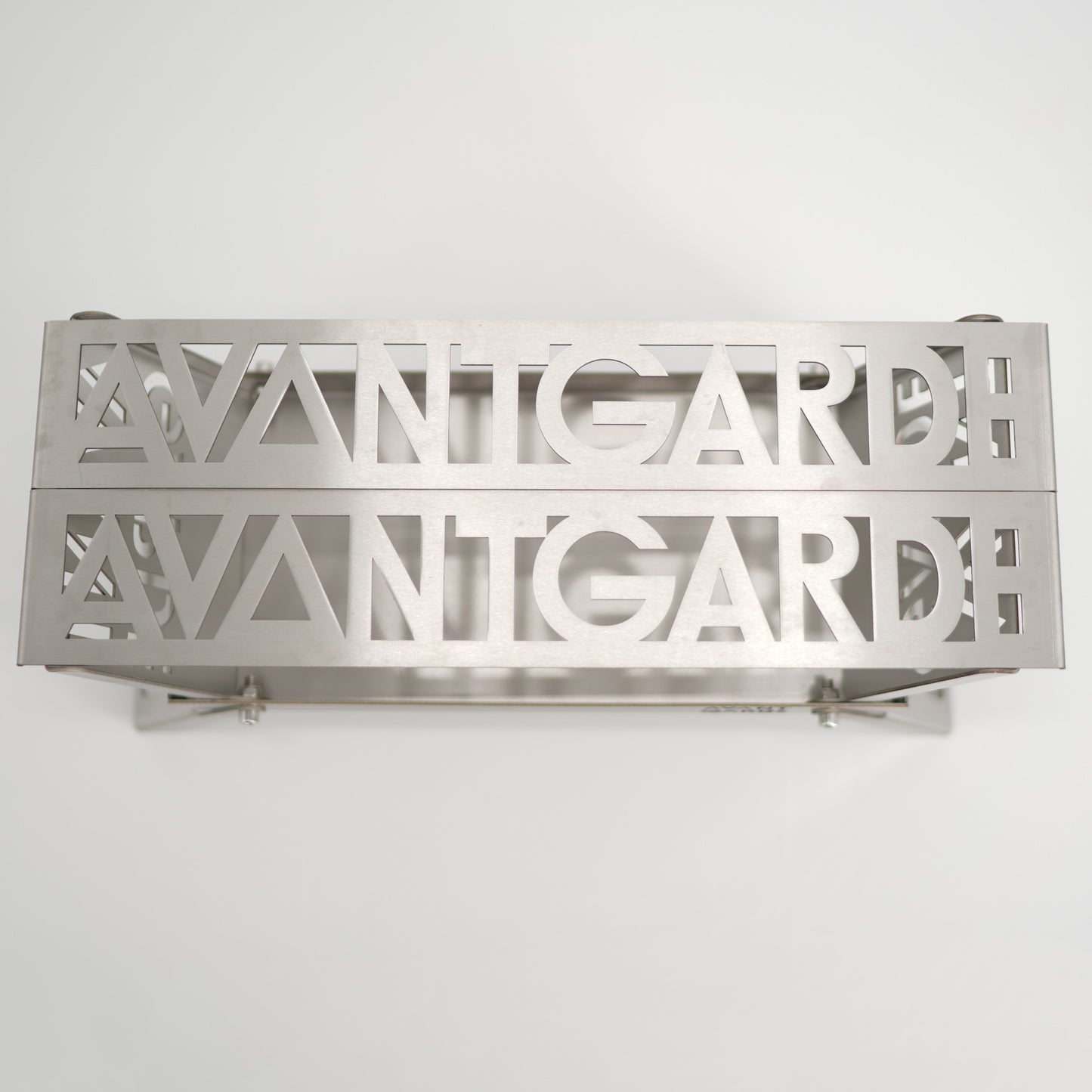 AVANT GARDE folding compact bonfire stand