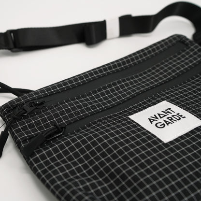 SHOULDER POUCH