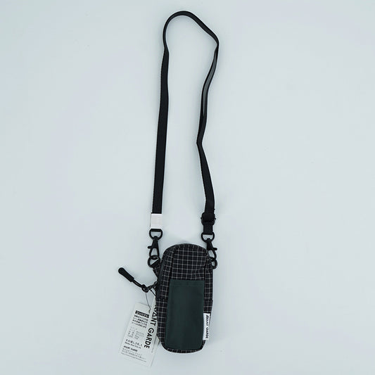 COMPACT ONE POCKET