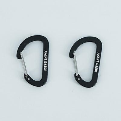 D-SHAPED CARABINER