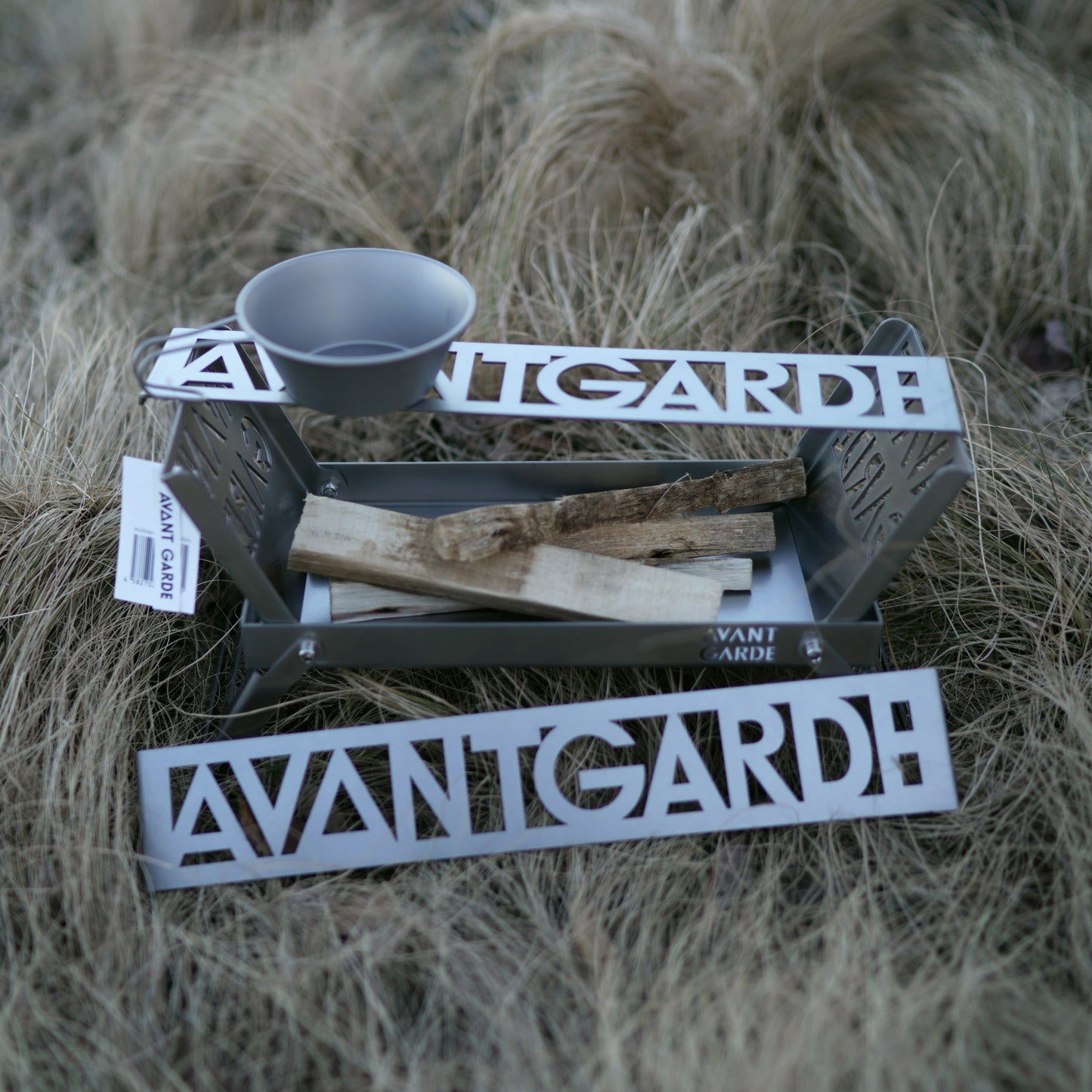 AVANT GARDE folding compact bonfire stand